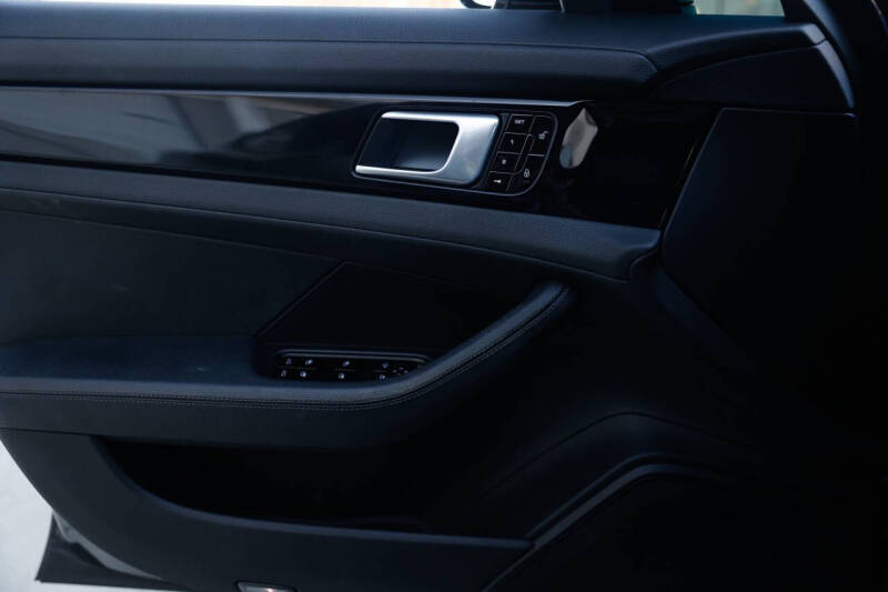 2018 Porsche Panamera