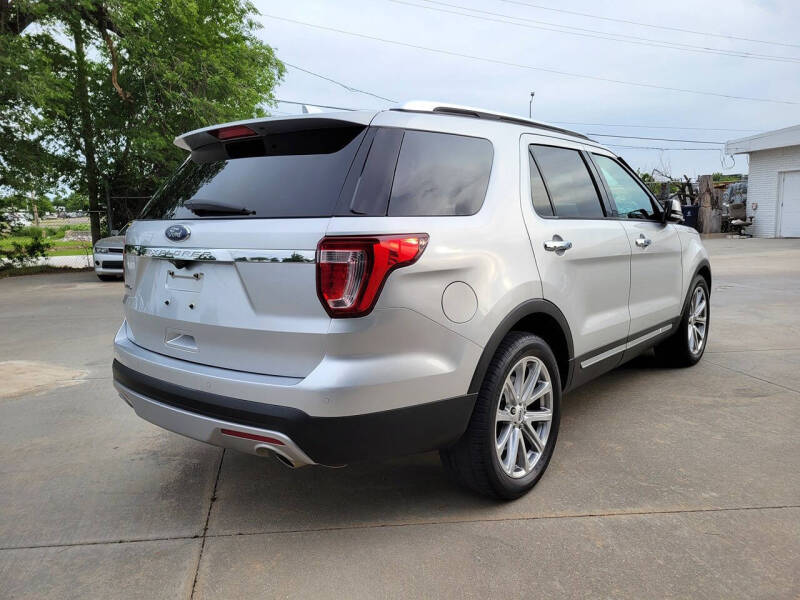 2017 Ford Explorer Limited