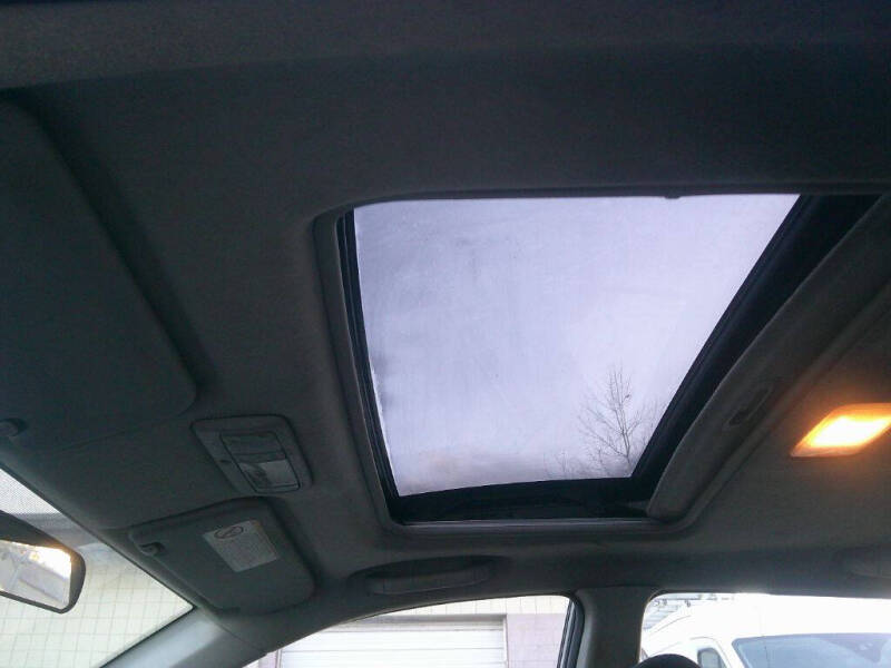 2004 Toyota Matrix XRS