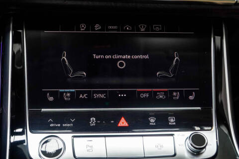 2021 Audi Q8 quattro Prestige 55 TFSI