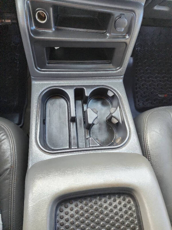 2004 Chevrolet Silverado 1500 SS