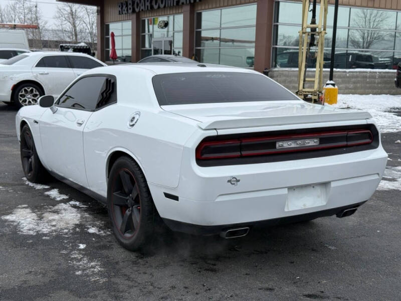 2013 Dodge Challenger SXT