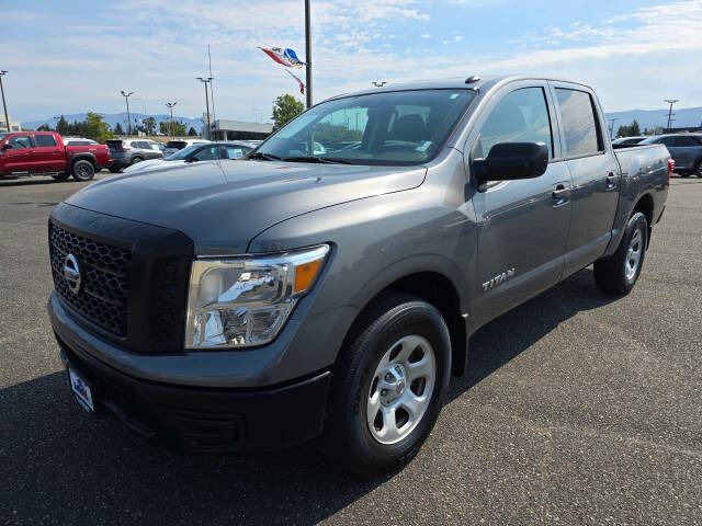 2019 Nissan Titan S