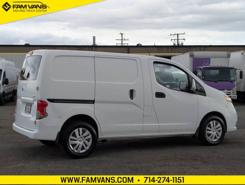 2014 Nissan NV200