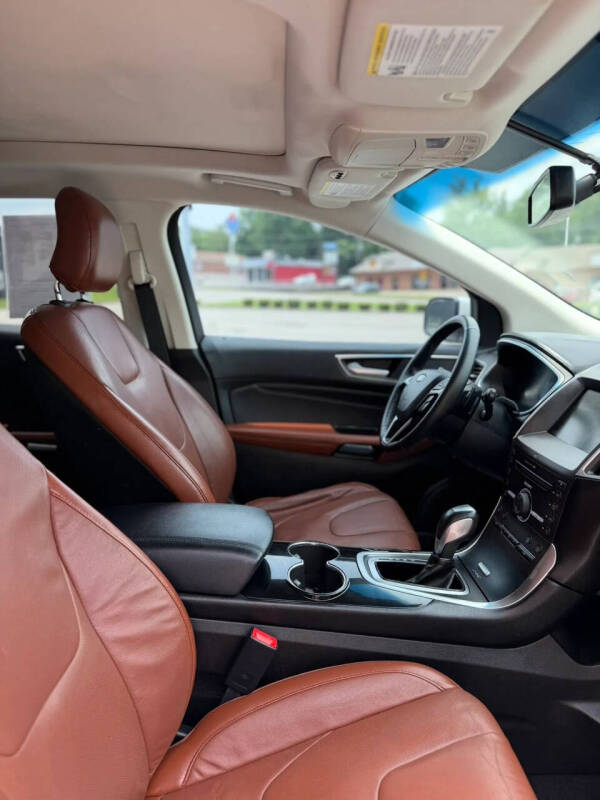 2015 Ford Edge Titanium - Photo 38
