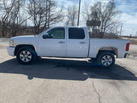 2010 Chevrolet Silverado 1500 for sale at Elite Auto Plaza in Springfield IL