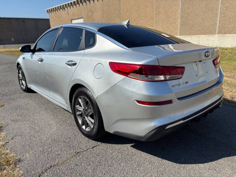 2020 Kia Optima LX