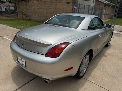 2005 Lexus SC 430