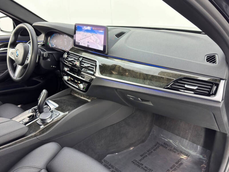 2021 BMW 5 Series 540i