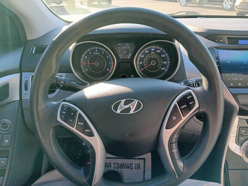 2011 Hyundai Elantra