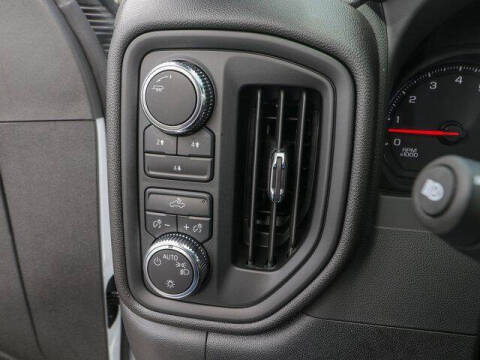 2025 GMC Sierra 2500HD Pro