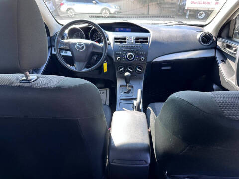 2013 Mazda MAZDA3 i SV