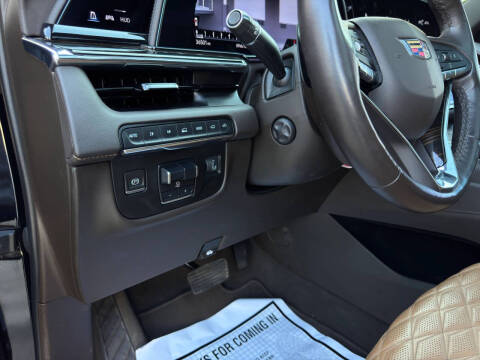 2023 Cadillac Escalade Sport