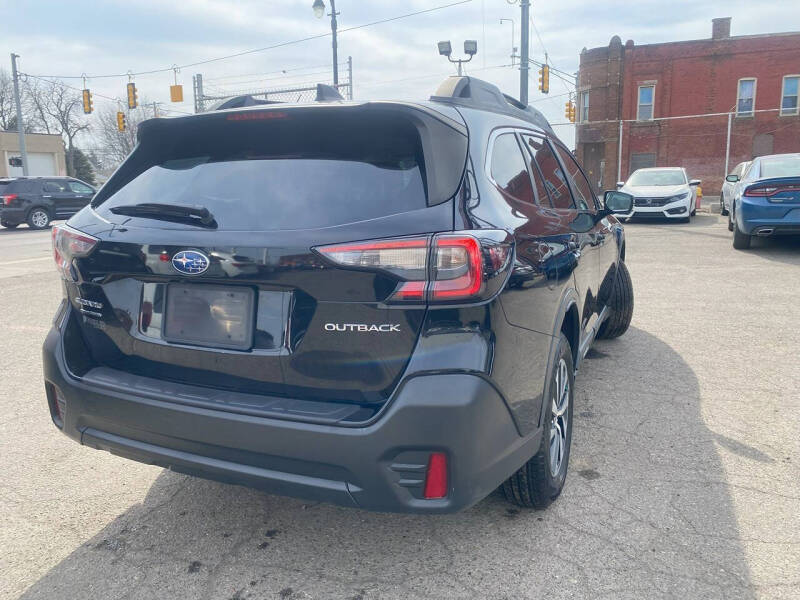 2022 Subaru Outback Premium