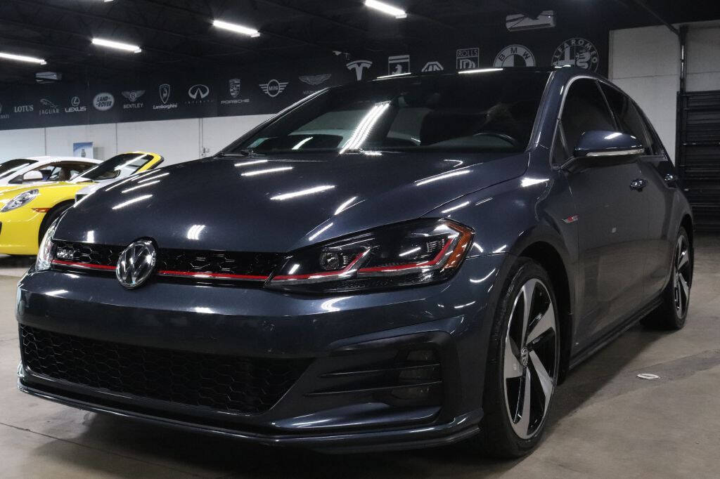 New 2024 Volkswagen Golf GTI 2.0T SE 4D Hatchback in Harrisburg