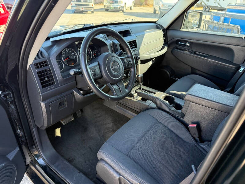 2012 Jeep Liberty Sport