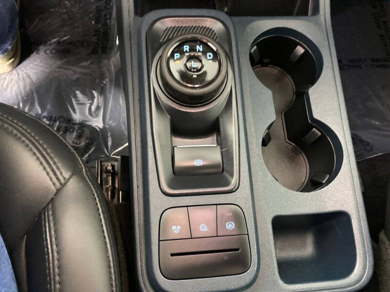 2023 Ford Maverick Lariat