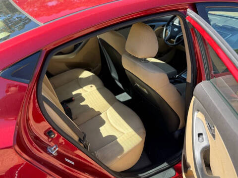 2012 Hyundai Elantra