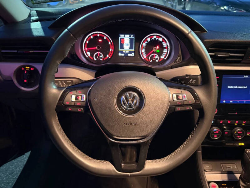 2022 Volkswagen Passat SE