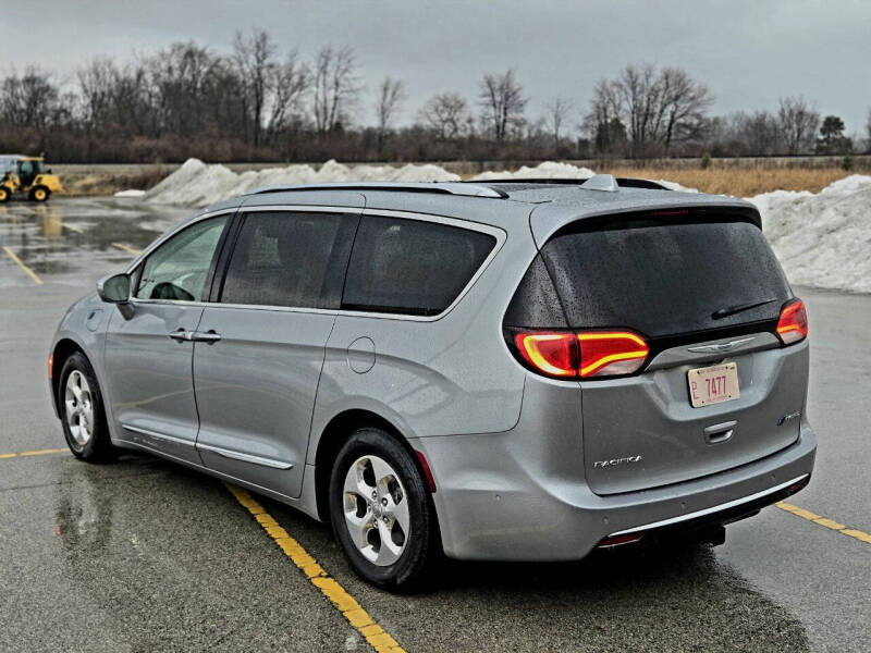 2018 Chrysler Pacifica Hybrid Limited