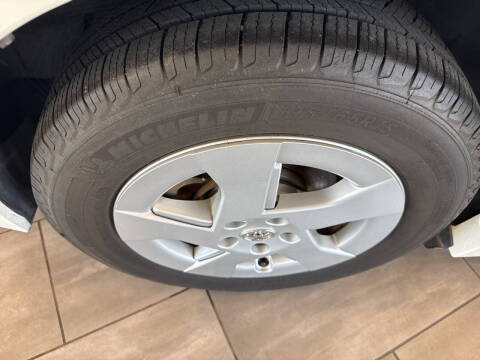 2011 Toyota Prius Two