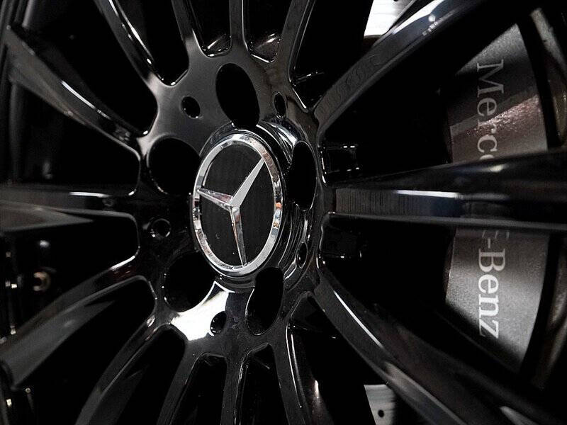 2015 Mercedes-Benz SL-Class 16