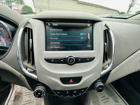 2017 Chevrolet Cruze LS Auto