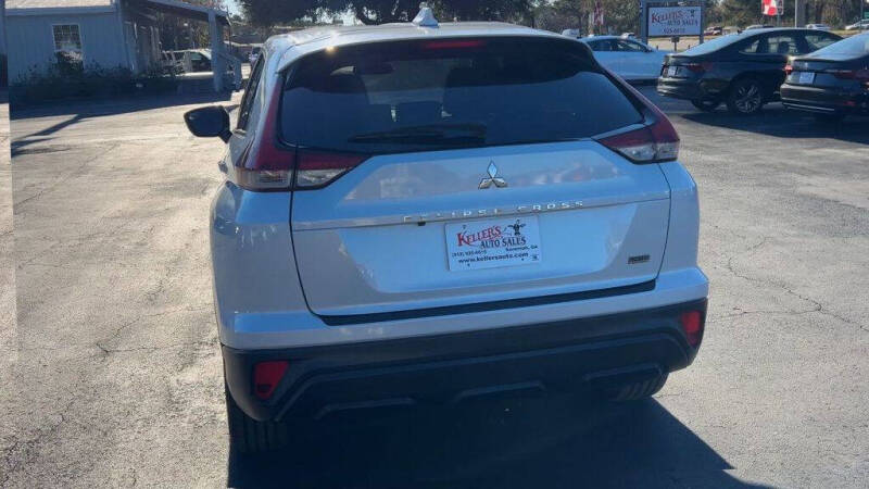 2022 Mitsubishi Eclipse Cross LE