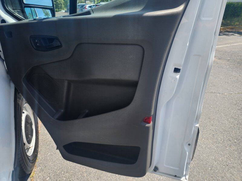 2022 Ford Transit