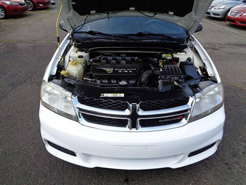 2013 Dodge Avenger SE