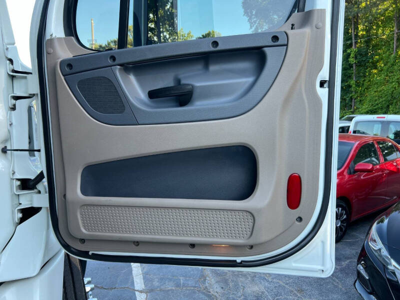 2015 Freightliner Cascadia