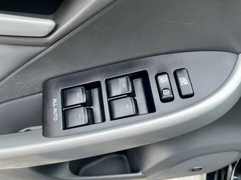 2010 Toyota Prius IV