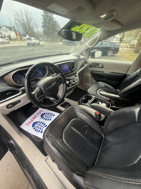 2017 Chrysler Pacifica Touring Plus