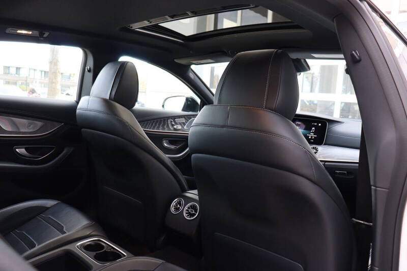 2022 Mercedes-Benz AMG GT 43