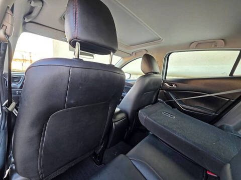 2015 Mazda MAZDA3 i Grand Touring