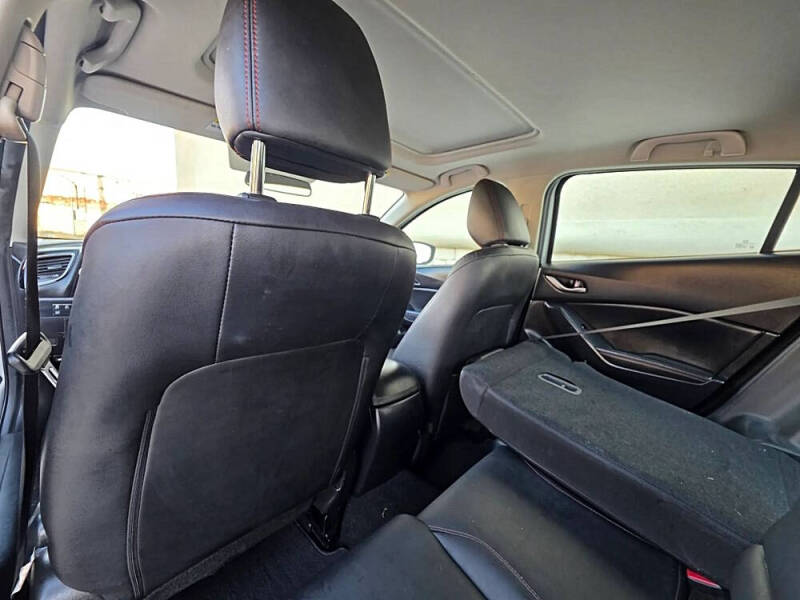 2015 Mazda MAZDA3 i Grand Touring