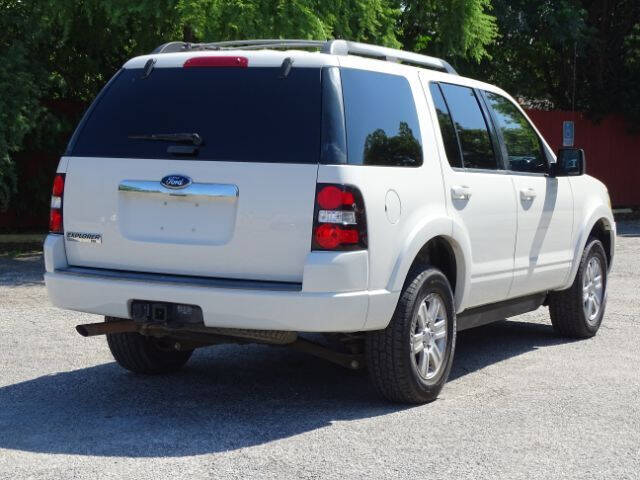 2010 Ford Explorer XLT