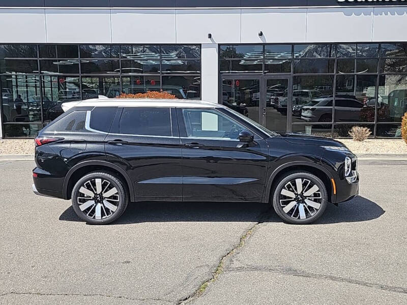 2025 Mitsubishi Outlander SEL Platinum Edition