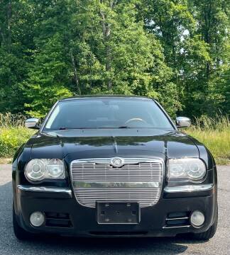 2005 Chrysler 300 for sale at ONE NATION AUTO SALE LLC in Fredericksburg VA
