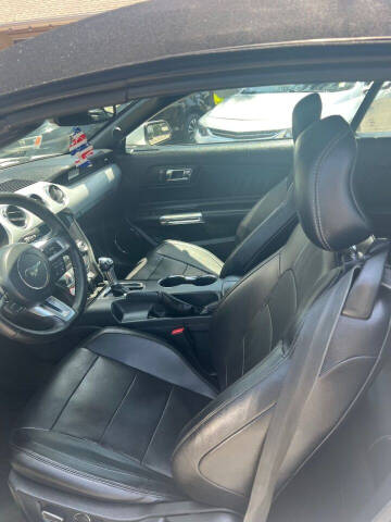 2016 Ford Mustang EcoBoost Premium