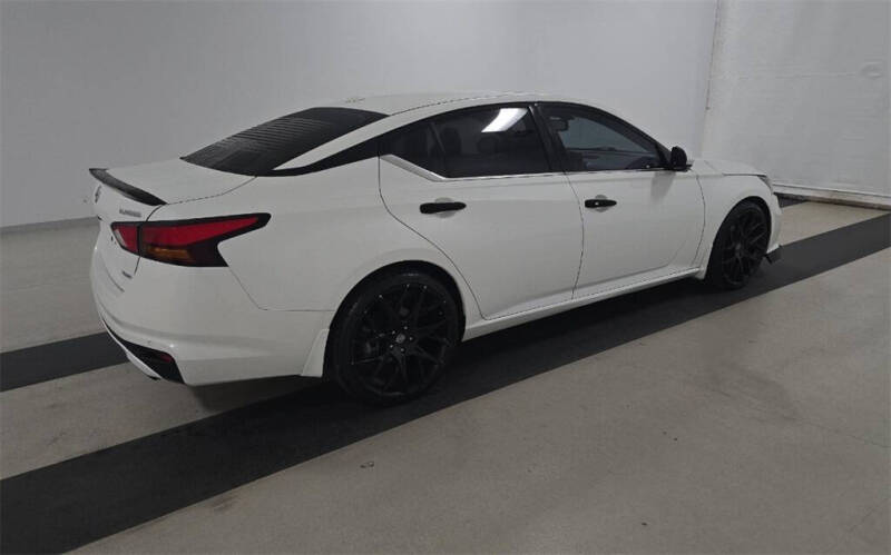 2020 Nissan Altima 2.0 Platinum