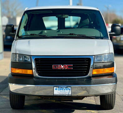 2017 GMC Savana 2500