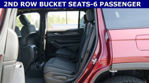 2025 Jeep Grand Cherokee L Laredo