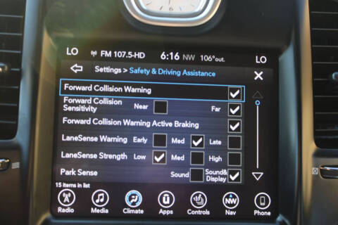 2017 Chrysler 300 C Platinum