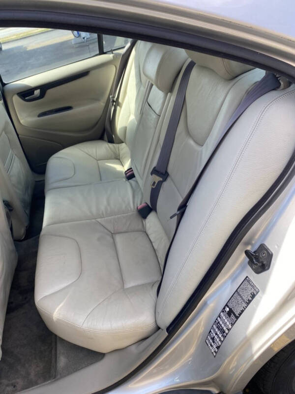 2001 Volvo S60 2.4