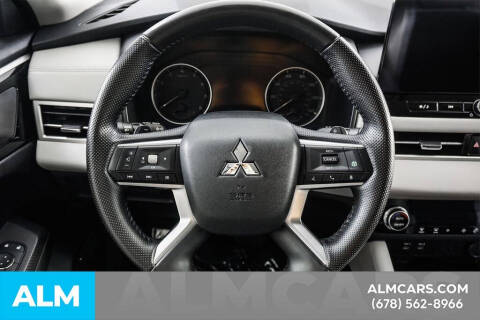 2025 Mitsubishi Outlander SE