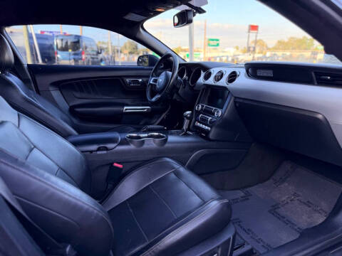 2017 Ford Mustang GT