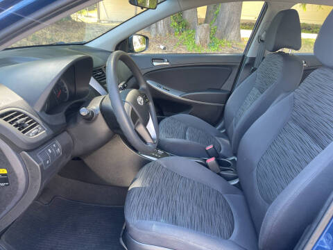 2016 Hyundai Accent SE