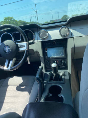 2006 Ford Mustang GT Deluxe