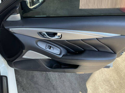 2022 Infiniti Q50 Luxe